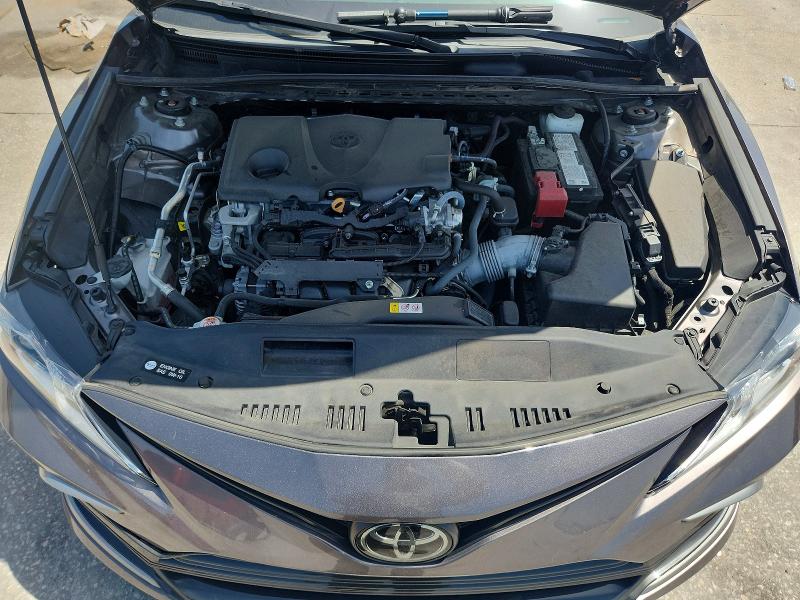 61781426 :رقم المزاد ، 4T1C11AK9PU832080 vin ، 2023 Toyota Camry مزاد بيع