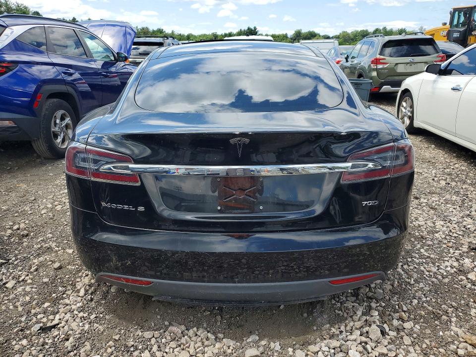 Продажа на аукционе авто 2015 Tesla Model S, vin: 5YJSA1E20FF106612, номер лота: 63387426