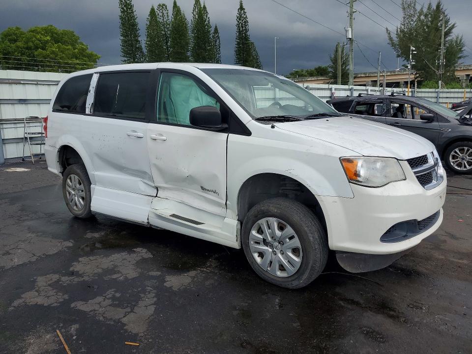 59629006 :رقم المزاد ، 2C4RDGBG3JR161464 vin ، 2018 Dodge Grand Caravan مزاد بيع