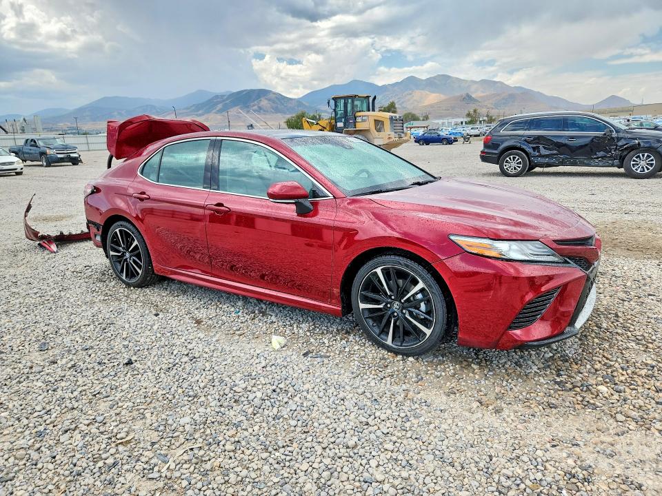 Auction sale of the 2018 Toyota Camry, vin: 4T1BZ1HK8JU506062, lot number: 62684406