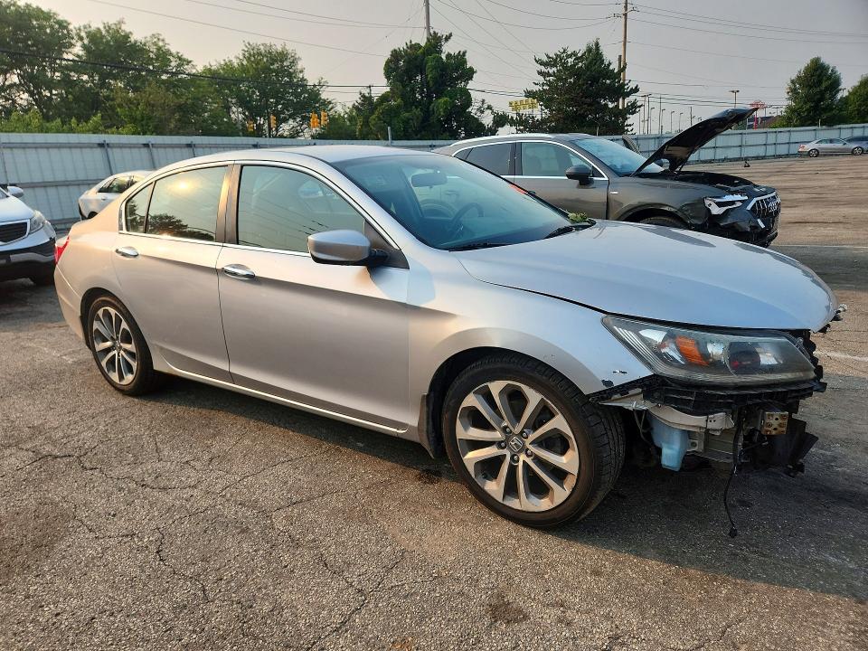 Продажа на аукционе авто 2013 Honda Accord, vin: 1HGCR2F54DA024305, номер лота: 62262656