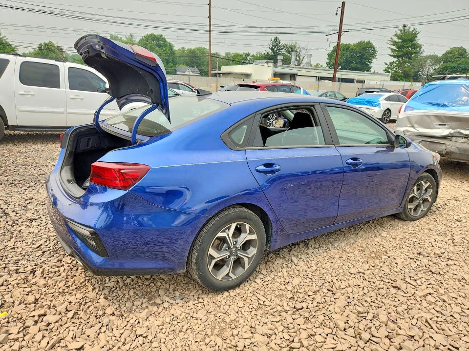 2020 Kia Forte მანქანა იყიდება აუქციონზე, vin: 3KPF24AD6LE163129, აუქციონის ნომერი: 60933286