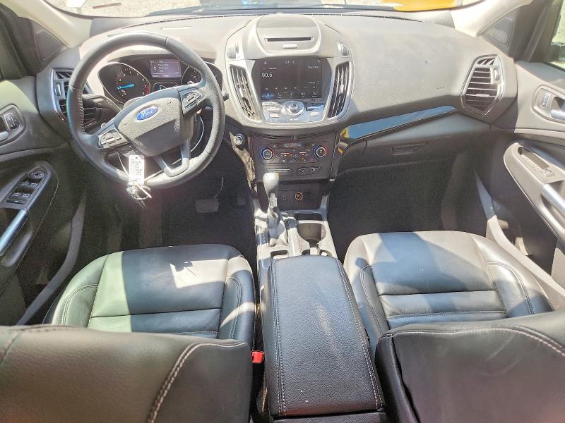 61912196 :رقم المزاد ، 1FMCU9J9XHUA23160 vin ، 2017 Ford Escape مزاد بيع
