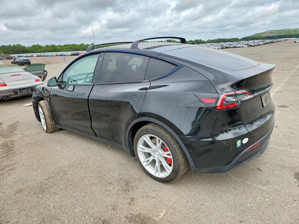 62760816 :رقم المزاد ، 7SAYGDEE4NA008279 vin ، 2022 Tesla Model Y مزاد بيع