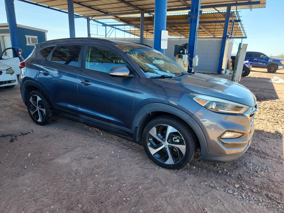 2016 Hyundai Tucson მანქანა იყიდება აუქციონზე, vin: KM8J3CA2XGU178932, აუქციონის ნომერი: 63144966