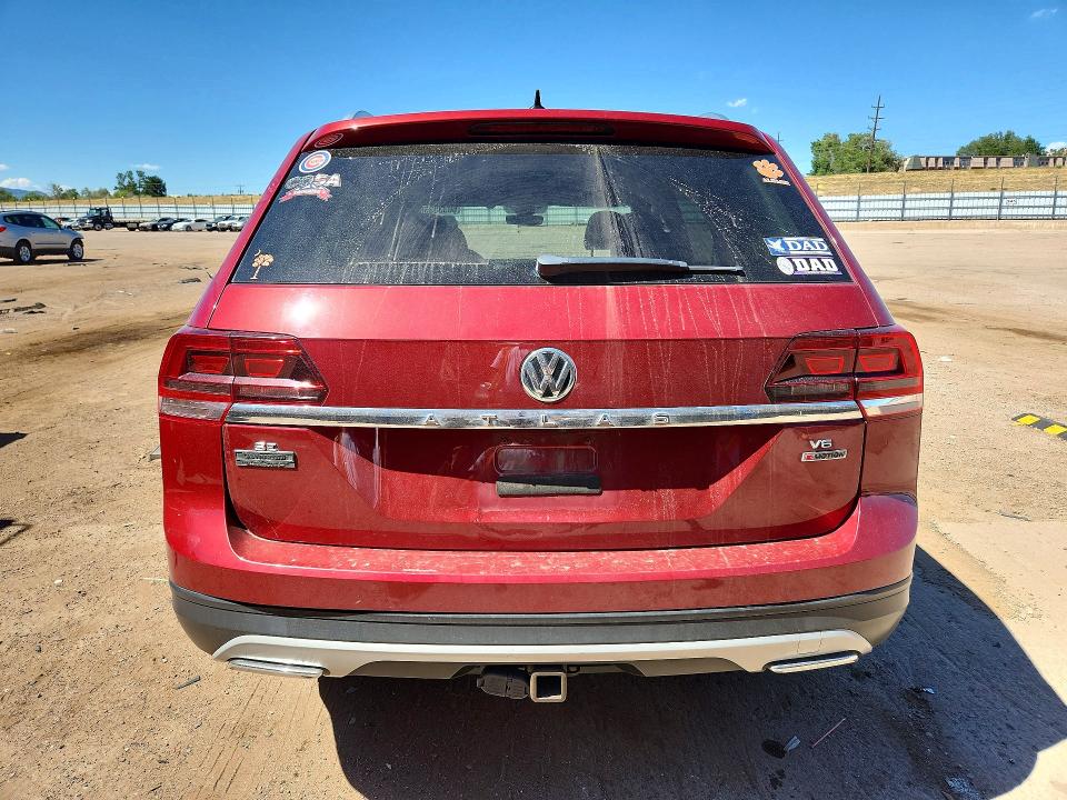60330356 :رقم المزاد ، 1V2LR2CA9JC589194 vin ، 2018 Volkswagen Atlas مزاد بيع