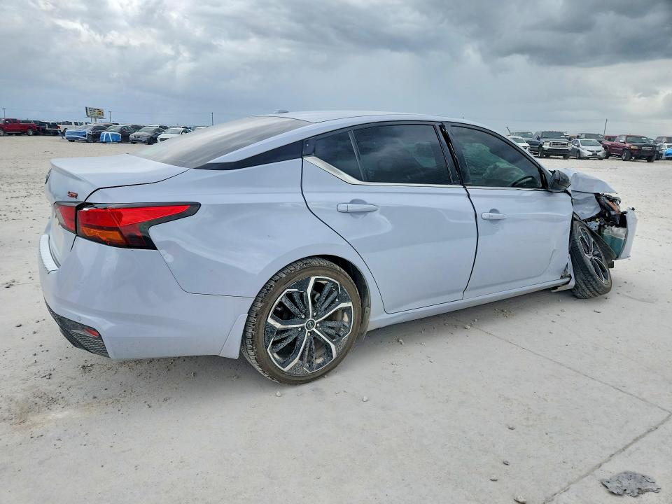 Продажа на аукционе авто 2023 Nissan Altima, vin: 1N4BL4CVXPN396715, номер лота: 61228616