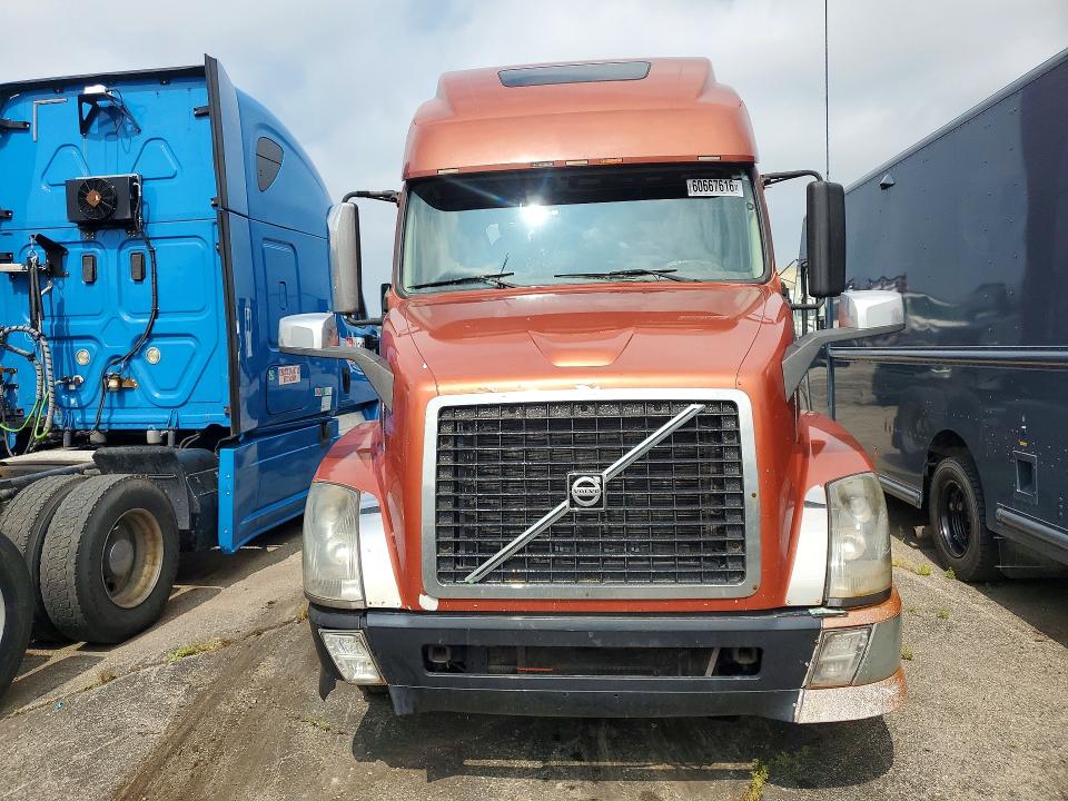 Продажа на аукционе авто 2013 Volvo Vnl, vin: 4V4NC9EG9DN560328, номер лота: 60667616
