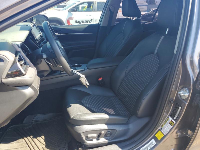 62276526 :رقم المزاد ، 4T1G11AKXPU746584 vin ، 2023 Toyota Camry مزاد بيع