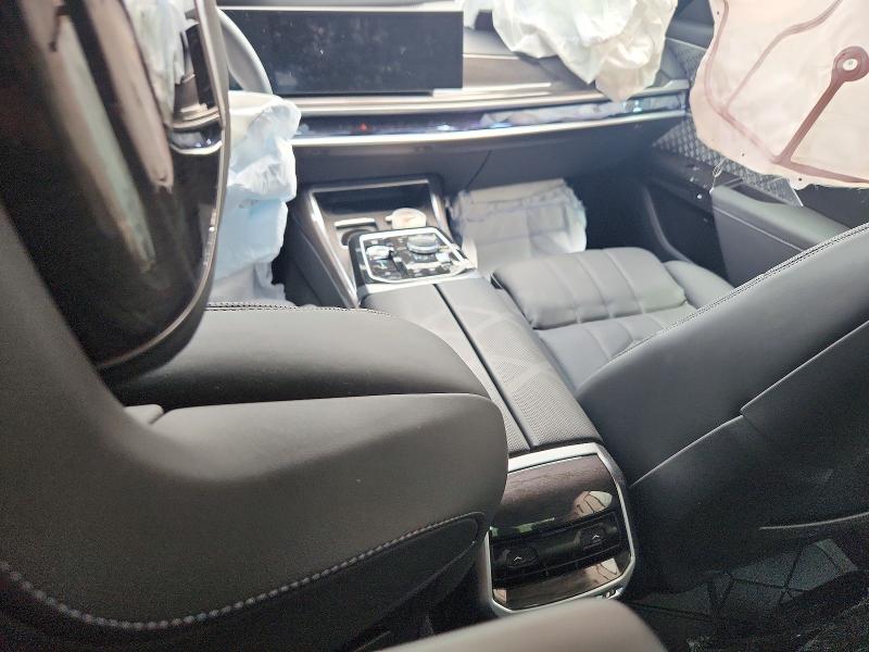 62293026 :رقم المزاد ، WBA33EJ0XTCX40526 vin ، 2026 Bmw 760 مزاد بيع