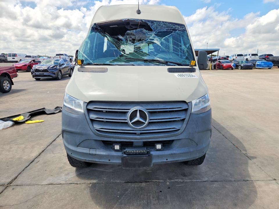 Продаж на аукціоні авто 2022 Mercedes-benz Sprinter 2500, vin: W1Y4EBVY4NT091031, номер лоту: 60915356