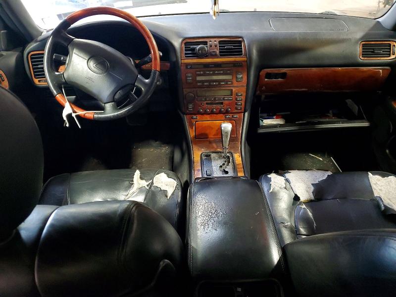 61223006 :رقم المزاد ، JT8BH28F8W0104880 vin ، 1998 Lexus Ls مزاد بيع