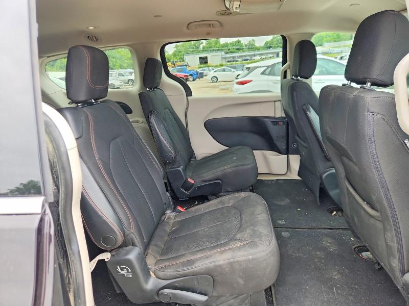 Auction sale of the 2017 Chrysler Pacifica, vin: 2C4RC1DG6HR614645, lot number: 62331006