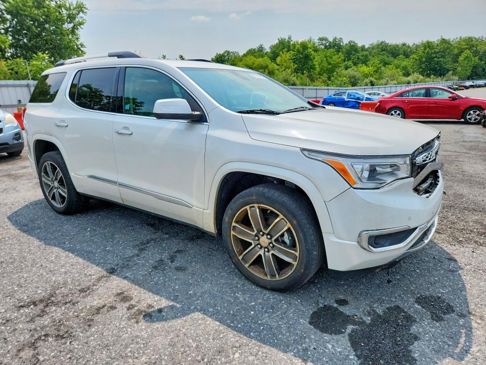 61704736 :رقم المزاد ، 1GKKNXLS8HZ281122 vin ، 2017 Gmc Acadia مزاد بيع