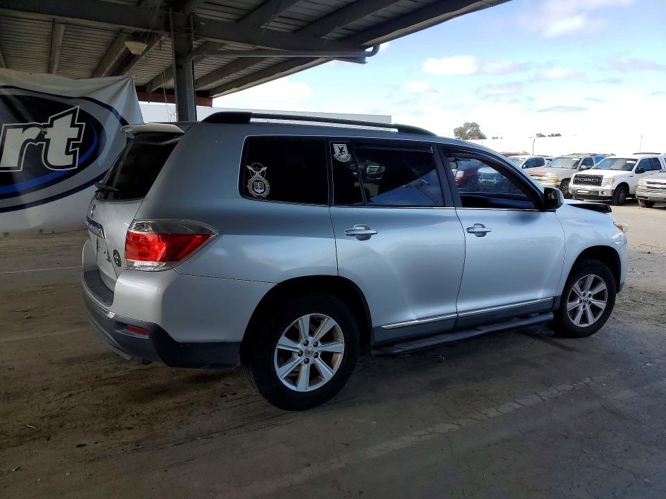 Продаж на аукціоні авто 2013 Toyota Highlander, vin: 5TDZK3EH6DS135729, номер лоту: 58843666