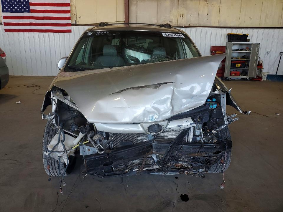 2006 Toyota Sienna მანქანა იყიდება აუქციონზე, vin: 5TDZA22C86S525093, აუქციონის ნომერი: 62647466
