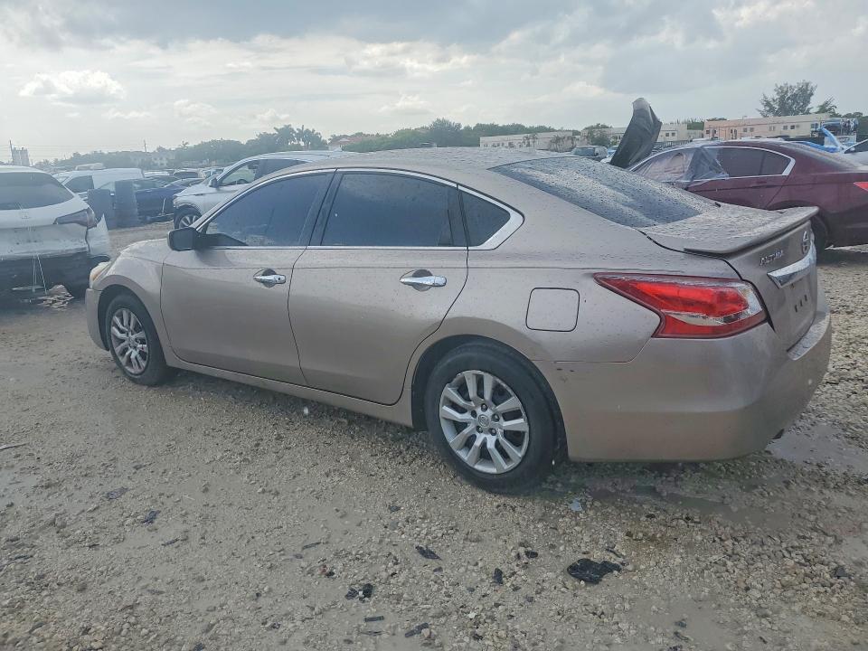 Продажа на аукционе авто 2015 Nissan Altima, vin: 1N4AL3AP6FN891325, номер лота: 61619016