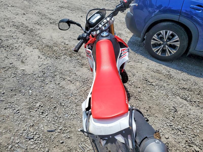 2015 Honda Crf250 მანქანა იყიდება აუქციონზე, vin: MLHMD3818F5203537, აუქციონის ნომერი: 60648746