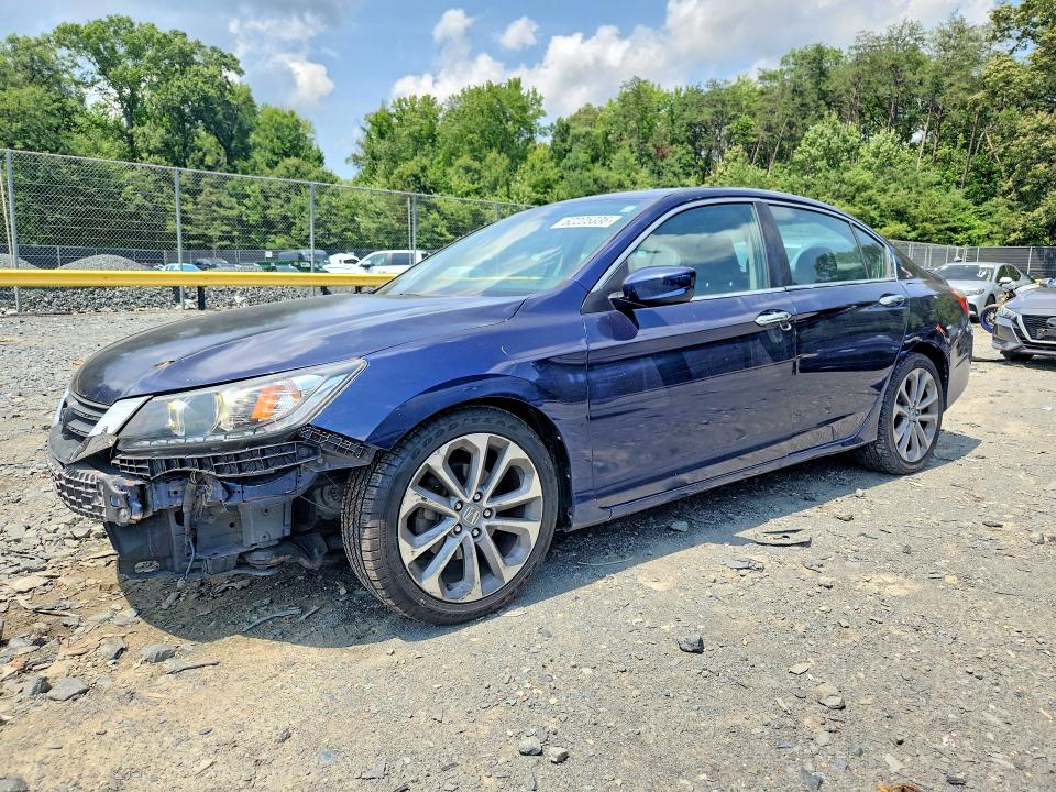 2015 Honda Accord მანქანა იყიდება აუქციონზე, vin: 1HGCR2F5XFA075844, აუქციონის ნომერი: 62205336