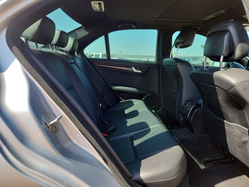 2012 Mercedes-benz C მანქანა იყიდება აუქციონზე, vin: WDDGF8BB4CR193575, აუქციონის ნომერი: 61556876