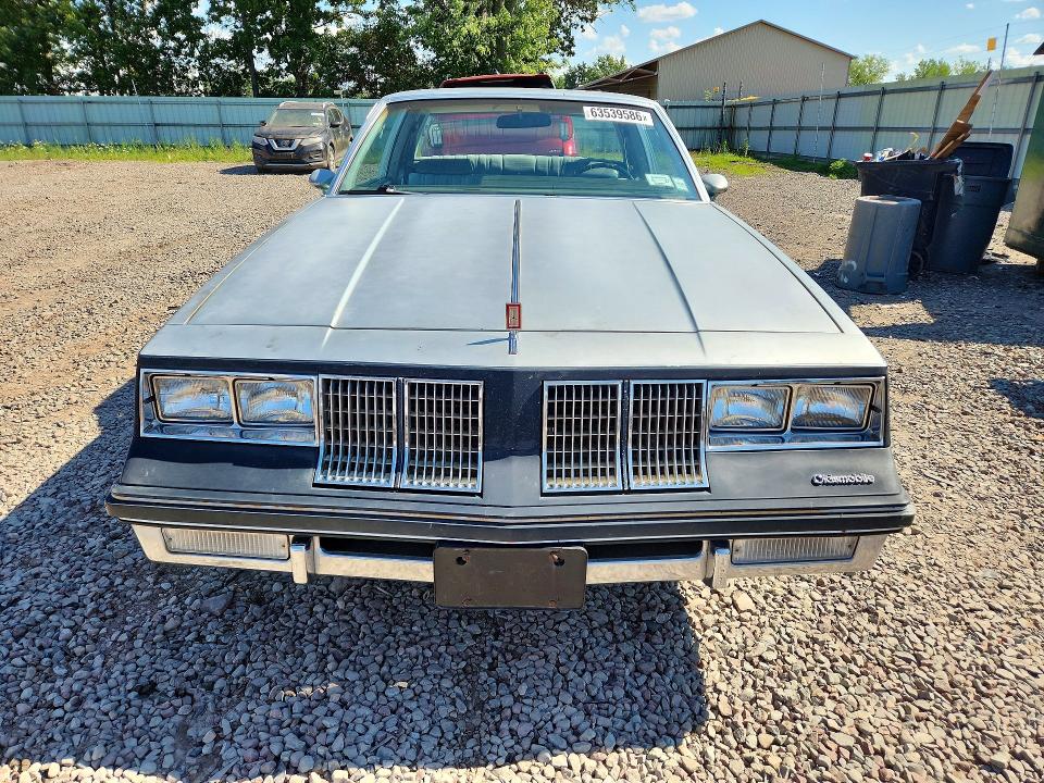 Продаж на аукціоні авто 1982 Oldsmobile Cutlass Supreme, vin: 2G3AR47A4C2386778, номер лоту: 63539586