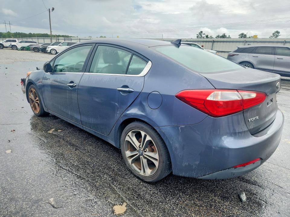 2015 Kia Forte მანქანა იყიდება აუქციონზე, vin: KNAFZ4A8XF5263665, აუქციონის ნომერი: 61364286