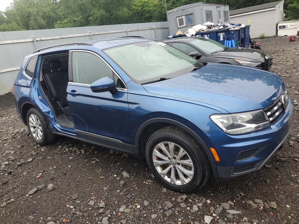 Продаж на аукціоні авто 2018 Volkswagen Tiguan, vin: 3VV3B7AX7JM121460, номер лоту: 62118056