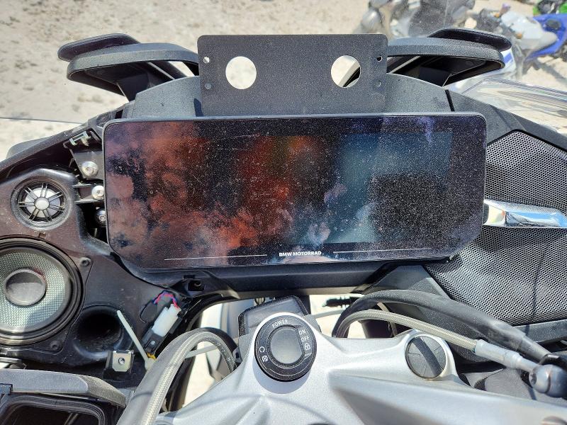 58744046 :رقم المزاد ، WB10L0303R6K21277 vin ، 2024 Bmw R100 مزاد بيع