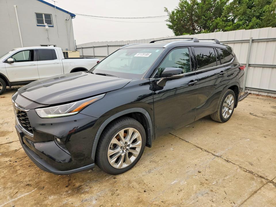 Auction sale of the 2021 Toyota Highlander, vin: 5TDDZRBHXMS525469, lot number: 61128186