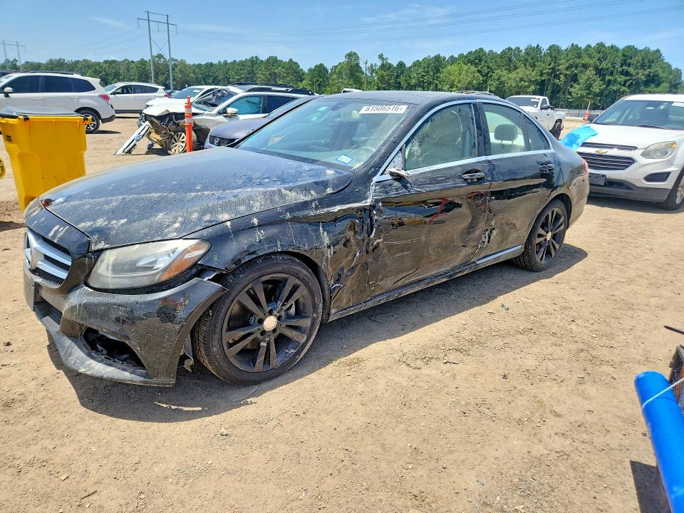 61506516 :رقم المزاد ، 55SWF4JBXFU090878 vin ، 2015 Mercedes-benz C مزاد بيع