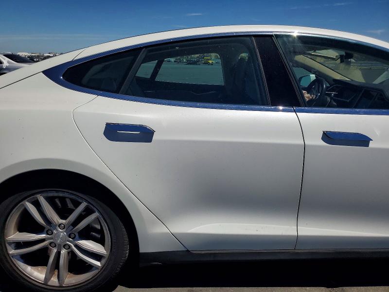 Продажа на аукционе авто 2014 Tesla Model S, vin: 5YJSA1H15EFP34344, номер лота: 62534176