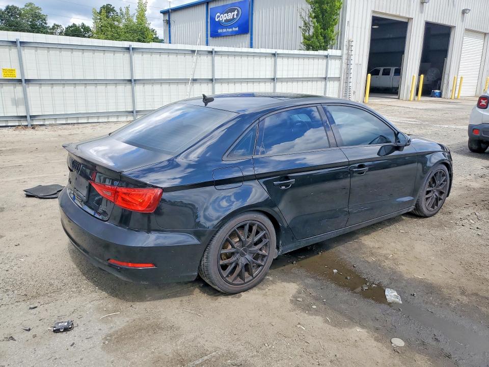 Продажа на аукционе авто 2015 Audi A3, vin: WAUACGFF4F1005654, номер лота: 60763206