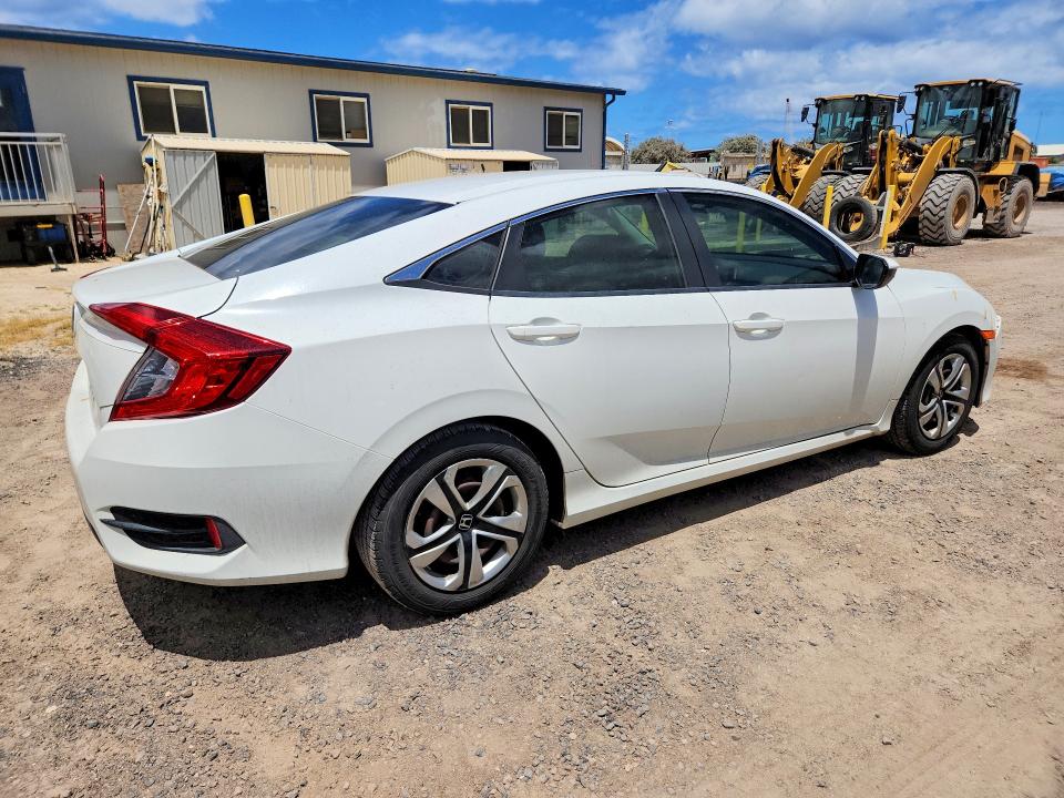 61983346 :رقم المزاد ، 2HGFC2F56HH552191 vin ، 2017 Honda Civic مزاد بيع