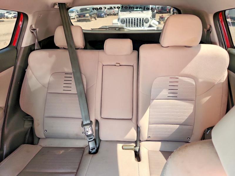 60163646 :رقم المزاد ، KNDPMCAC0J7406172 vin ، 2018 Kia Sportage مزاد بيع
