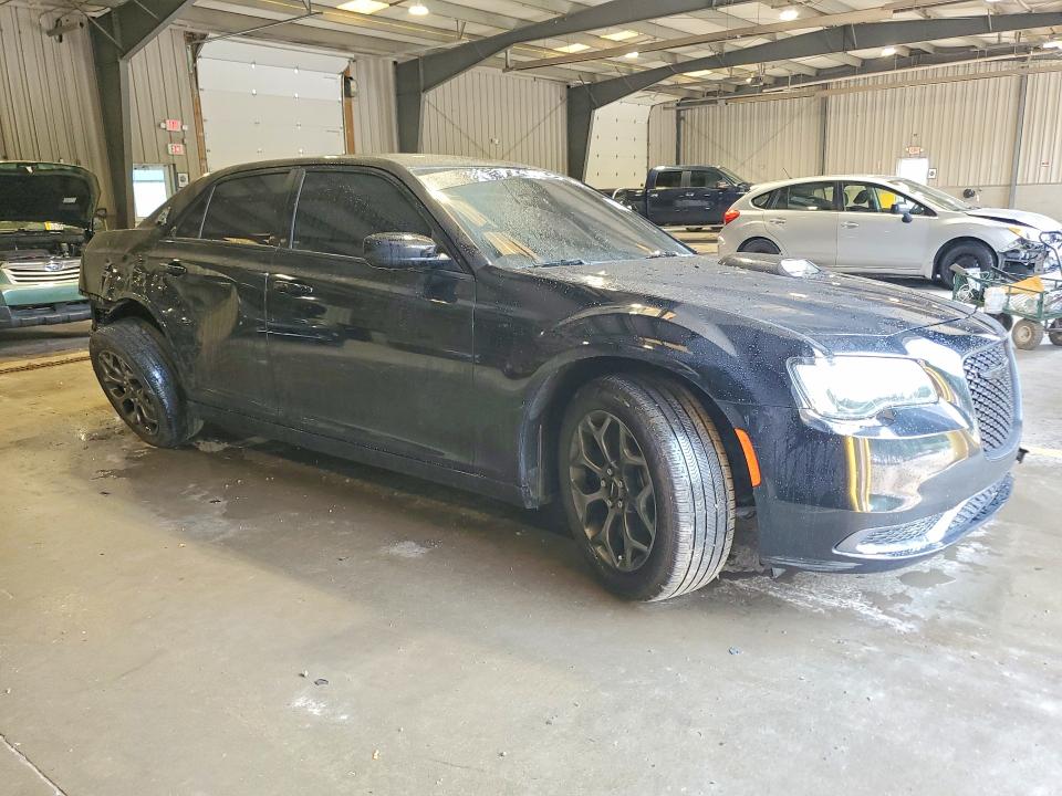 Продаж на аукціоні авто 2018 Chrysler 300, vin: 2C3CCARG2JH250934, номер лоту: 61237786