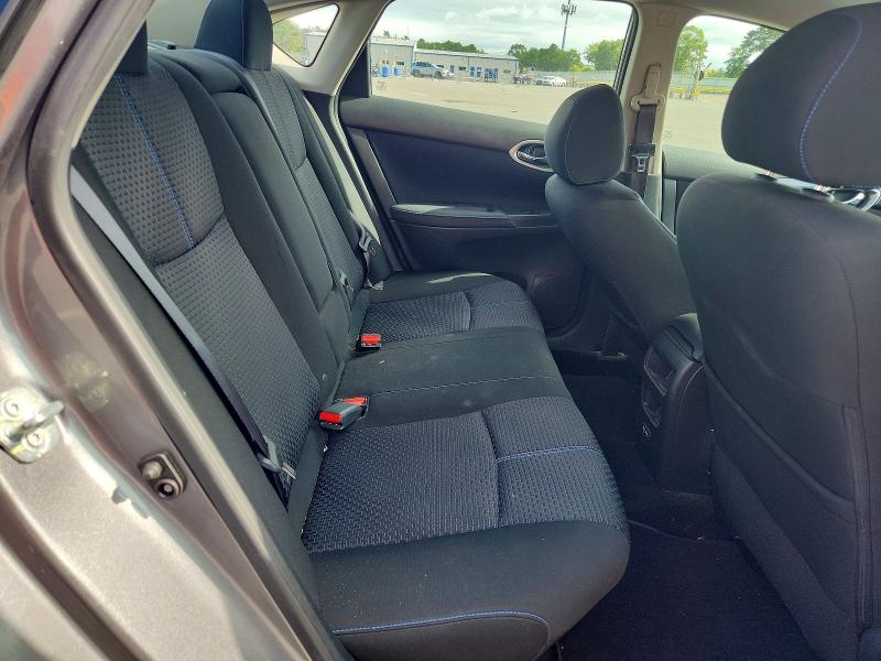 2018 Nissan Sentra მანქანა იყიდება აუქციონზე, vin: 3N1AB7AP0JY272299, აუქციონის ნომერი: 63314506