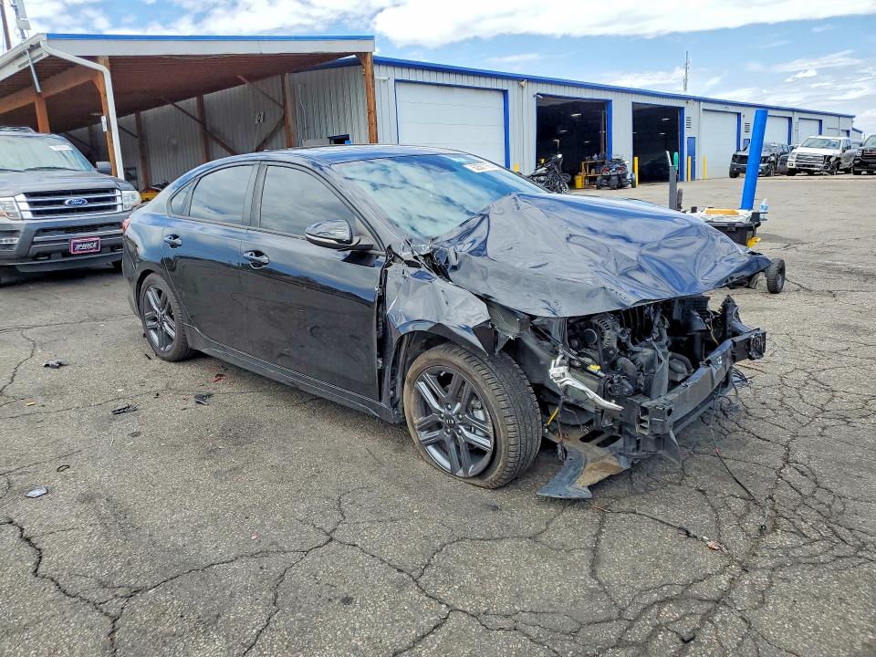 2020 Kia Forte მანქანა იყიდება აუქციონზე, vin: 3KPF34AD7LE150998, აუქციონის ნომერი: 62501166