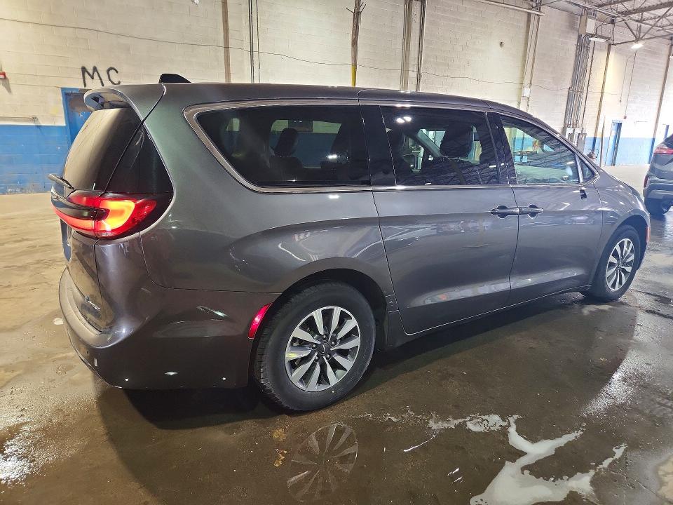 Продаж на аукціоні авто 2023 Chrysler Pacifica, vin: 2C4RC1L72PR540978, номер лоту: 61889416