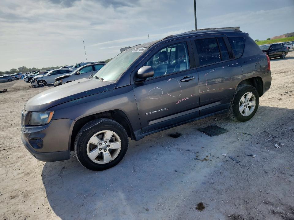 Auction sale of the 2016 Jeep Compass, vin: 1C4NJCEA7GD655779, lot number: 60814066