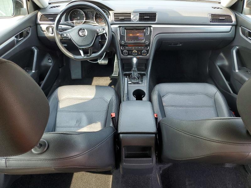 2017 Volkswagen Passat მანქანა იყიდება აუქციონზე, vin: 1VWDT7A33HC082842, აუქციონის ნომერი: 61669916