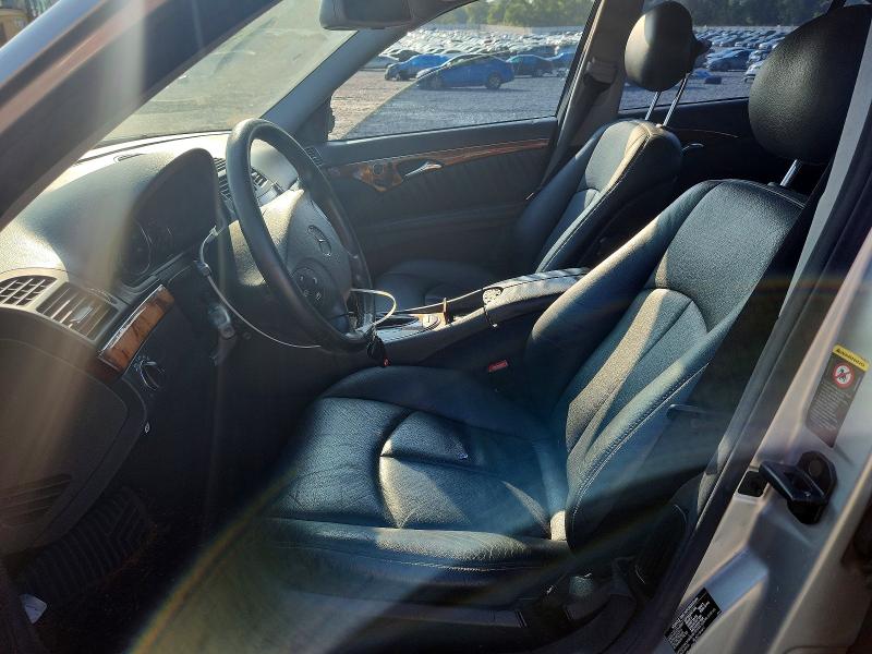 60416056 :رقم المزاد ، WDBUF70J74A400363 vin ، 2004 Mercedes-benz E مزاد بيع