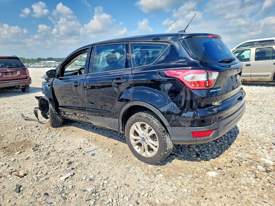 2018 Ford Escape მანქანა იყიდება აუქციონზე, vin: 1FMCU0F7XJUB03230, აუქციონის ნომერი: 60235356