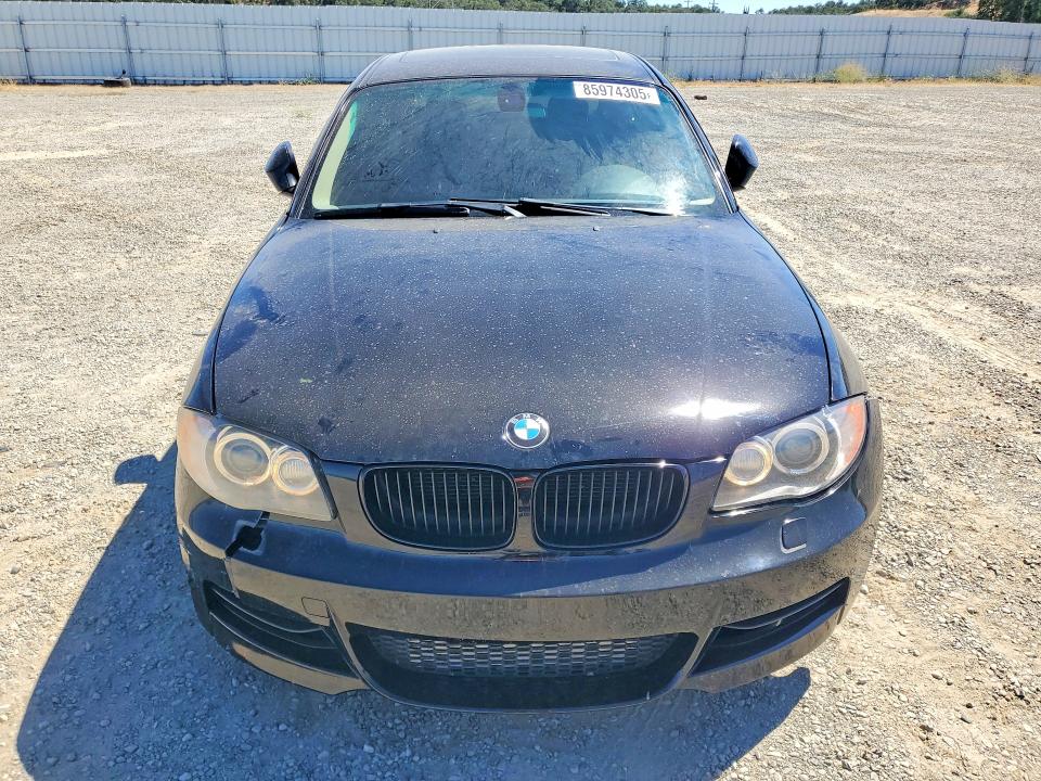 85974305 :رقم المزاد ، WBAUC9C53BVM10704 vin ، 2011 Bmw 135 مزاد بيع