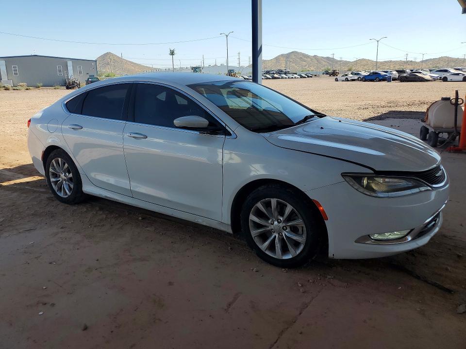 60848106 :رقم المزاد ، 1C3CCCCG6FN567599 vin ، 2015 Chrysler 200 مزاد بيع