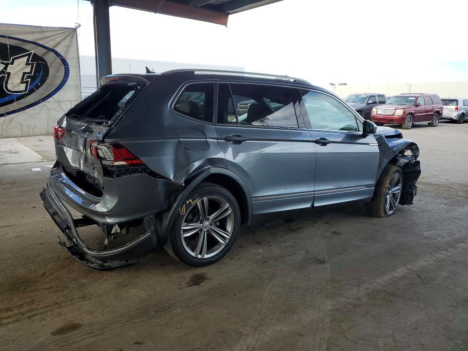 Продаж на аукціоні авто 2019 Volkswagen Tiguan, vin: 3VV2B7AX7KM062228, номер лоту: 61835736