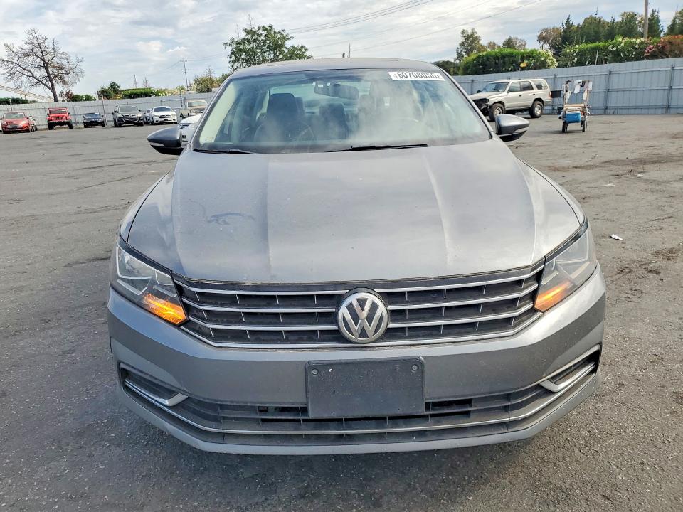 2019 Volkswagen Passat მანქანა იყიდება აუქციონზე, vin: 1VWLA7A3XKC003501, აუქციონის ნომერი: 60708056
