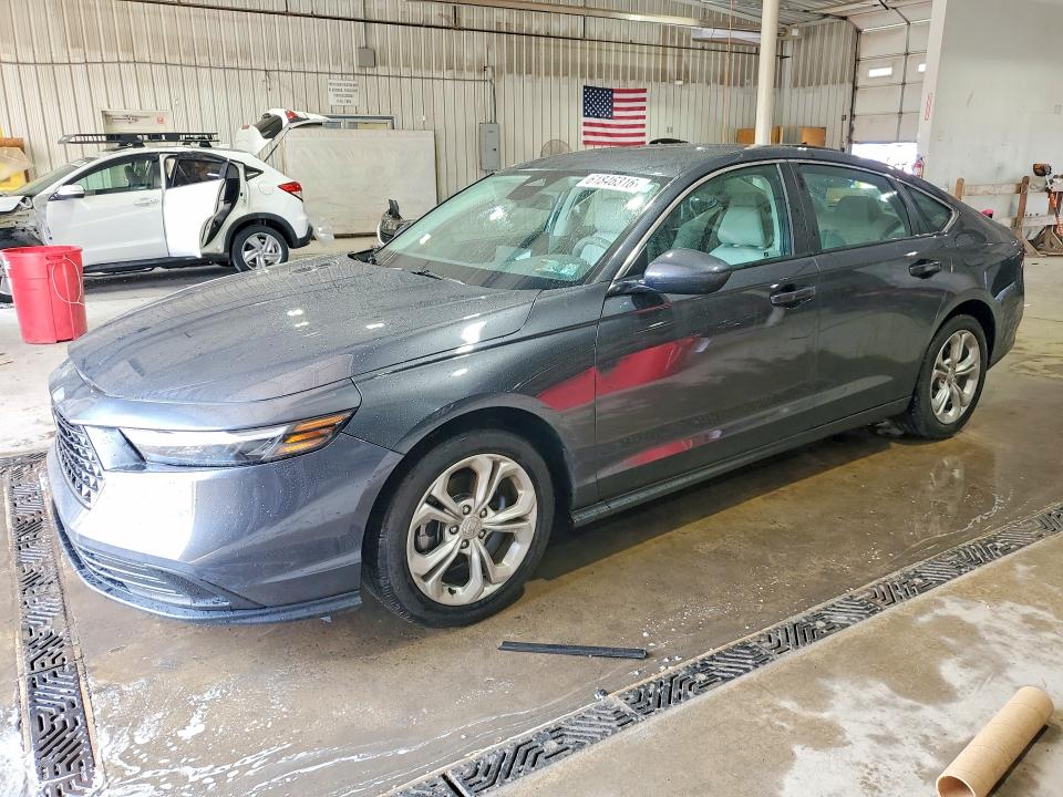 2024 Honda Accord მანქანა იყიდება აუქციონზე, vin: 1HGCY1F25RA068727, აუქციონის ნომერი: 61846316