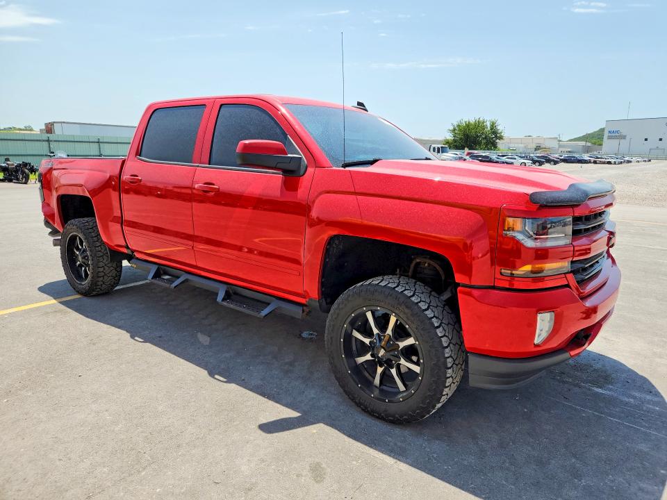 2017 Chevrolet Silverado მანქანა იყიდება აუქციონზე, vin: 3GCUKREC3HG485972, აუქციონის ნომერი: 60222326