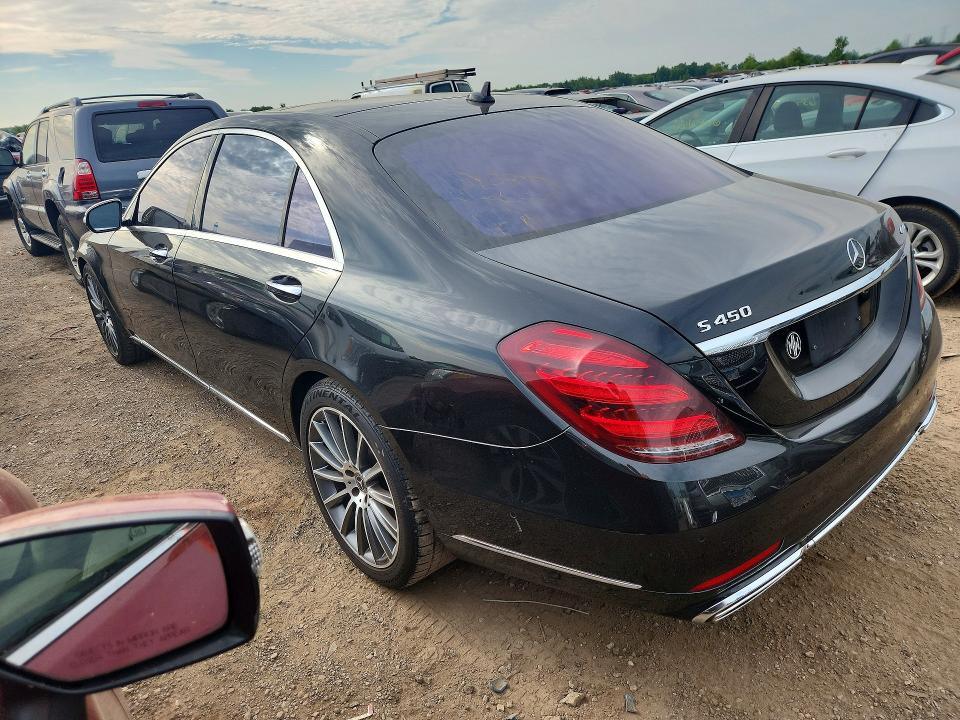 Продажа на аукционе авто 2018 Mercedes-benz S, vin: WDDUG6EB8JA350987, номер лота: 63173826