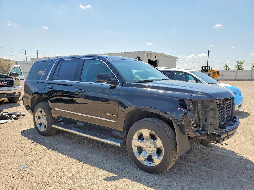 59334356 :رقم المزاد ، 1GNSKBKC2KR185275 vin ، 2019 Chevrolet Tahoe مزاد بيع